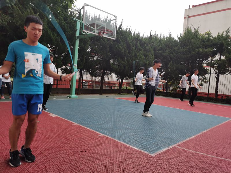 跳绳比赛.jpg